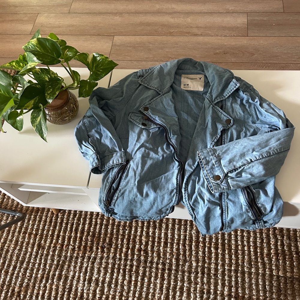 AMERICAN EAGLE Denim Jacket with Zipper MED